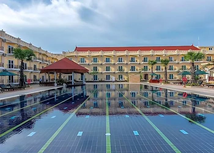 Sokha Palace 4*